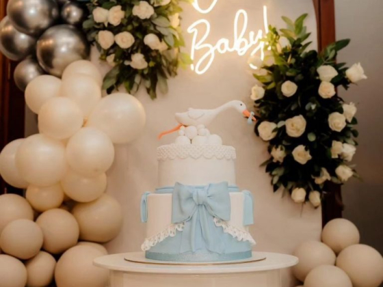 Top Cakes by Daniella VT