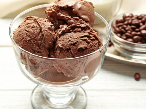 Helado de chocolate